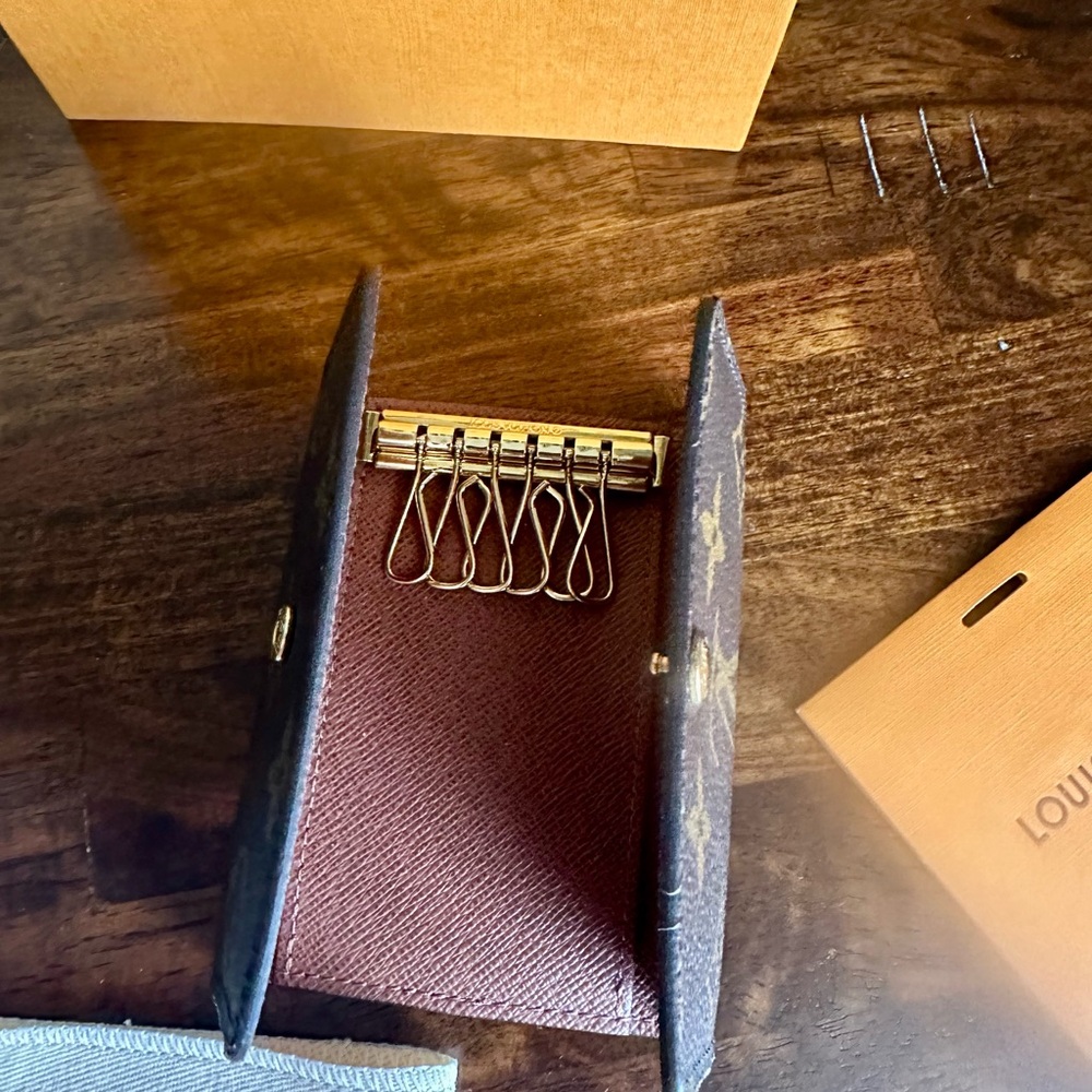 Authentic Louis Vuitton Gold and Brown Monogram key Wallet - Picture 6 of 7